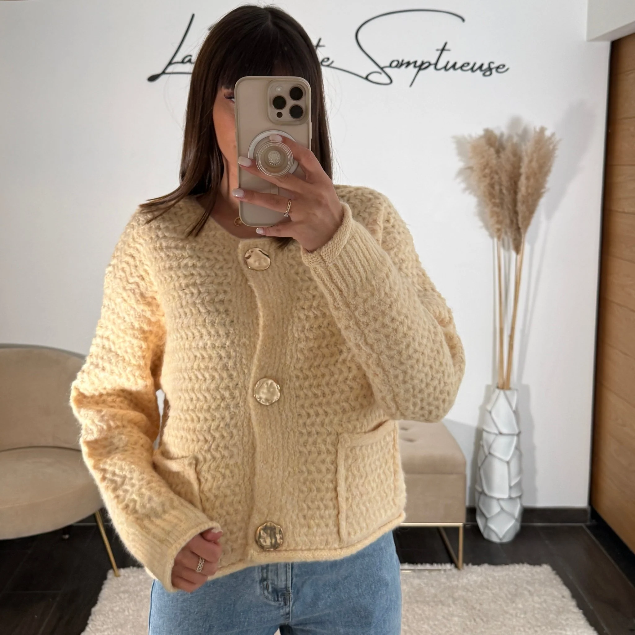 GILET JAUNE BOUTONS DOREES LOU
